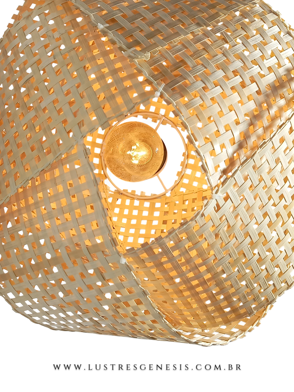 Pendente rústico de vime trançado iluminado, ideal para mesas, balcão de cozinha, área gourmet e sítio.
